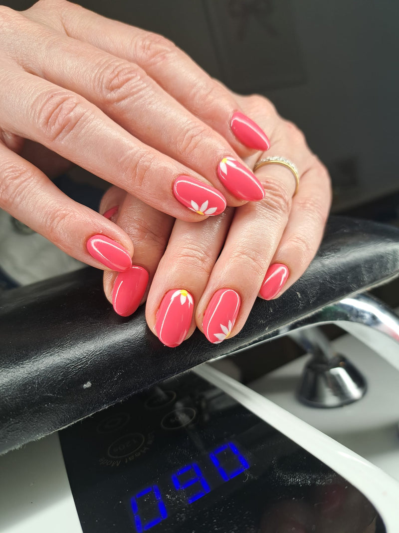 Les tendances ongles de l'été 2026 : le retour du naturel